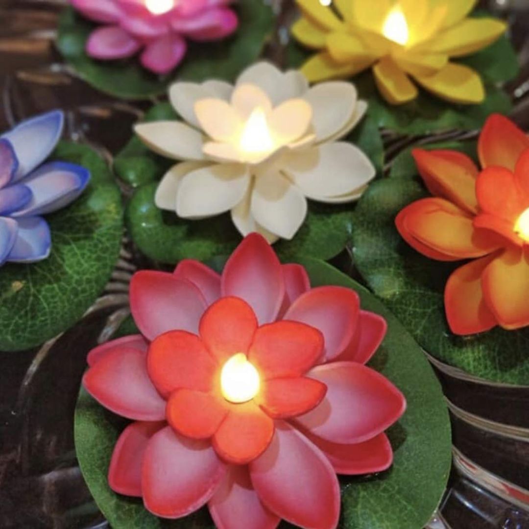 WaterLilies – Lotus Water Sensor Floating Candles