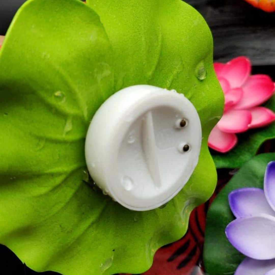 WaterLilies – Lotus Water Sensor Floating Candles